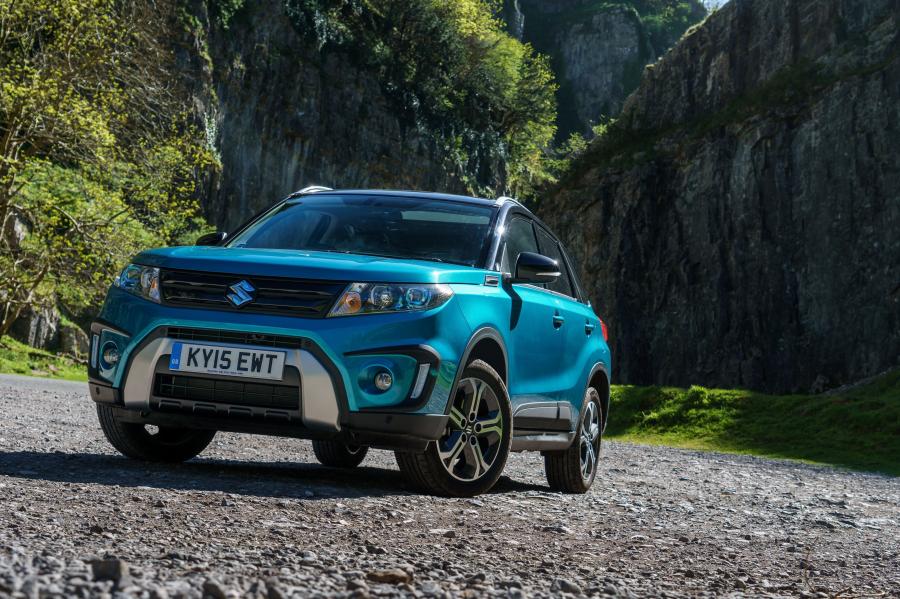  Suzuki Vitara 2015 года  (UK) (фото 2 из 24)